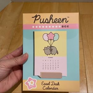 NIB pusheen desk calendar